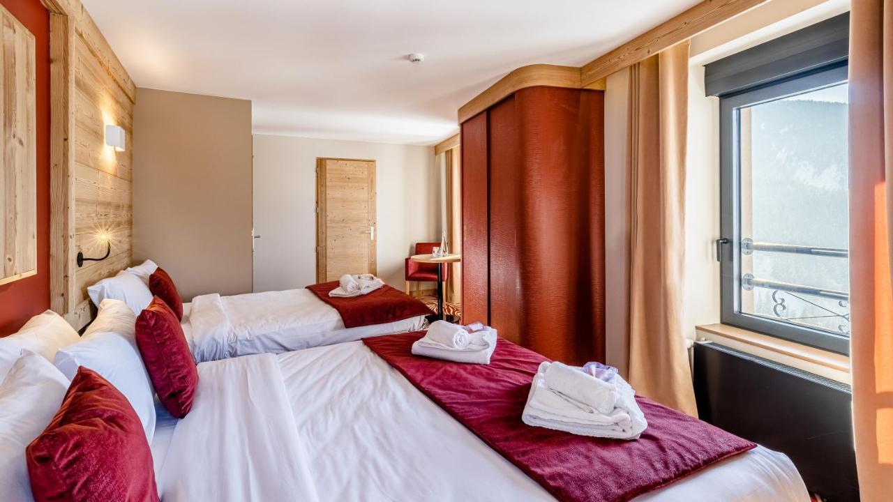 Madame Vacances Hotel Les Cimes Vaujany Exterior photo